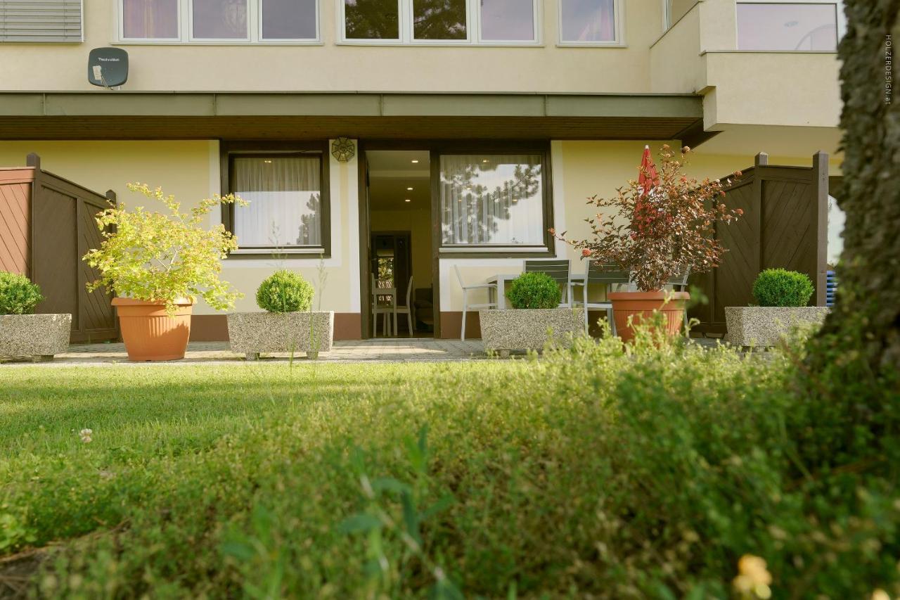 Appartementhotel Karawankenblick Portschach am Woerthersee Exterior photo