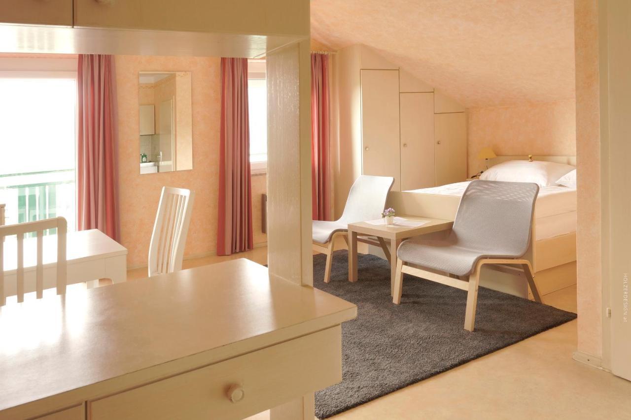 Appartementhotel Karawankenblick Portschach am Woerthersee Exterior photo